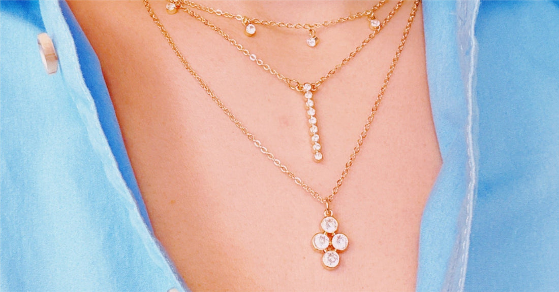 5 Ways to Wear Gold Jewelry Without Looking Overdone