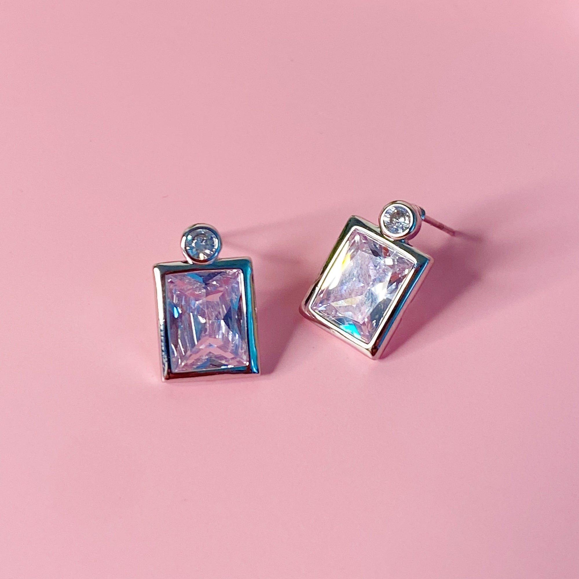 Sparkly Radiant & Circle Stud Earrings – Modern Geometric Glam Lysandra Luxe