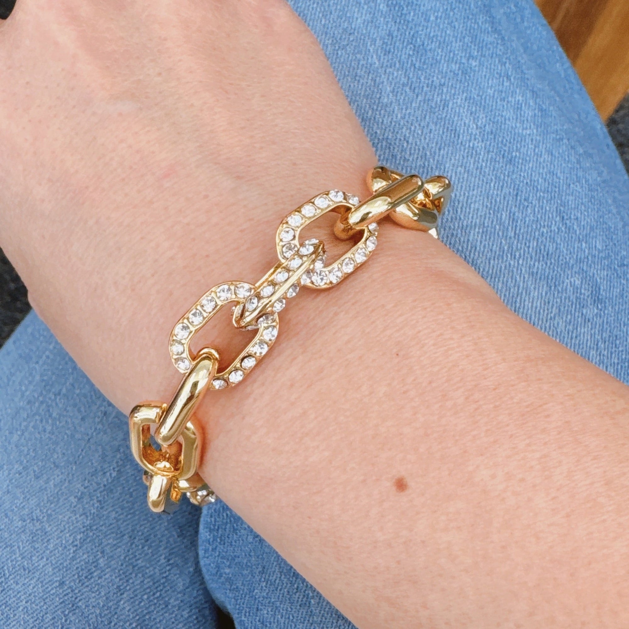 Chic and Sparkle Chain Bracelet – 18K Gold Plated Chain Link Bracelet with Crystal Accents | Modern Glam Jewelry for Women
