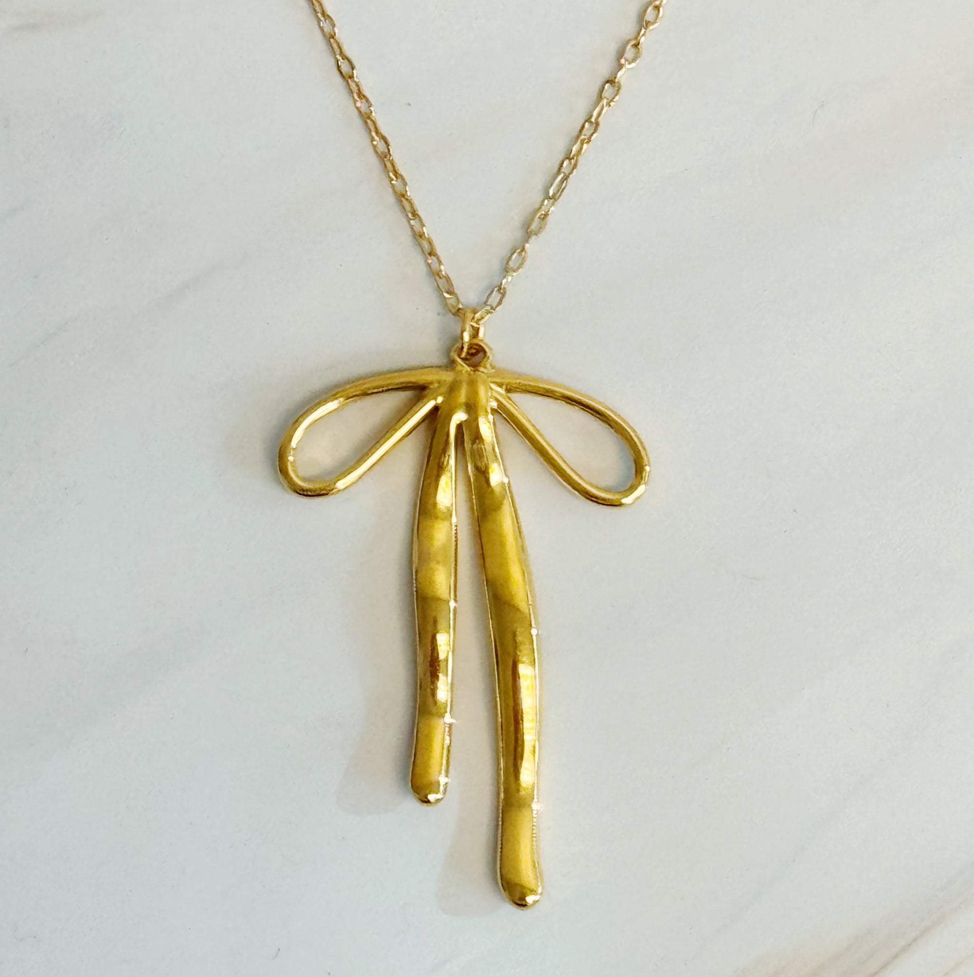 Gold Bow Pendant Necklace – 18K Gold Plated Stainless Steel Necklace for Women