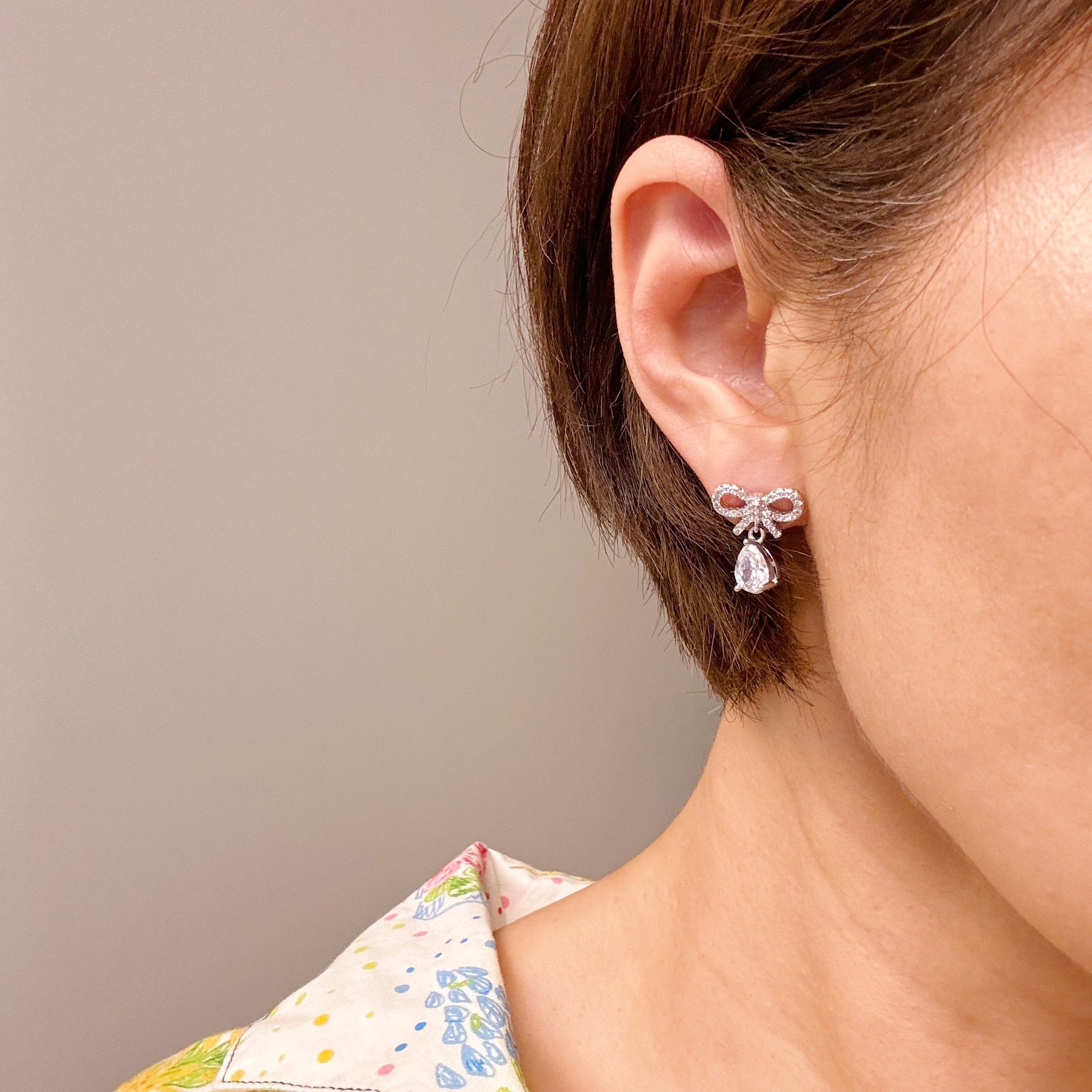Gilded Grace Bow & Teardrop Earrings – Dainty Sparkle Statement Studs Lysandra Luxe