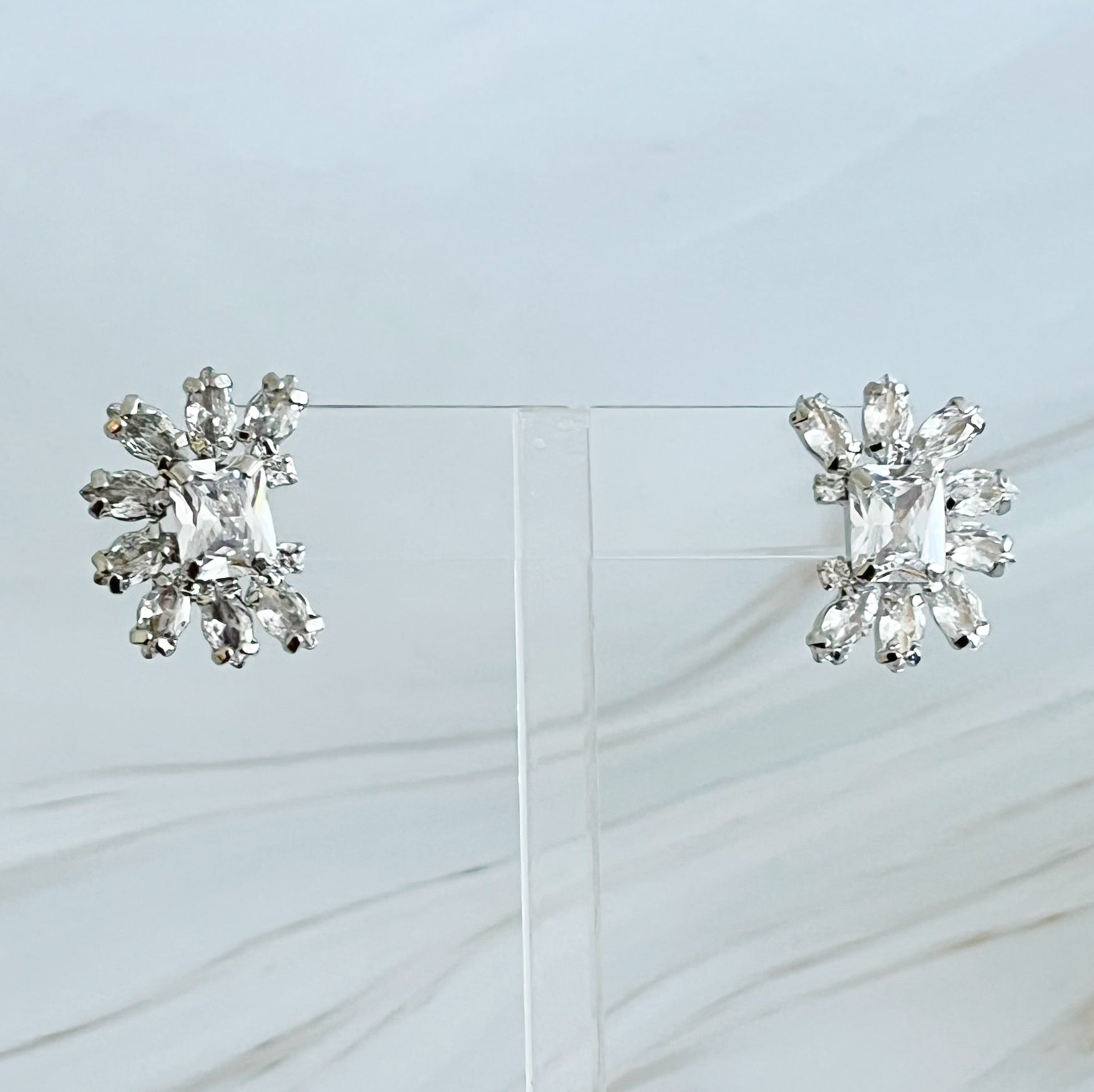 Glamour Glow Crystal Stud Earrings – Rhodium-Plated Statement Earrings for Women Lysandra Luxe