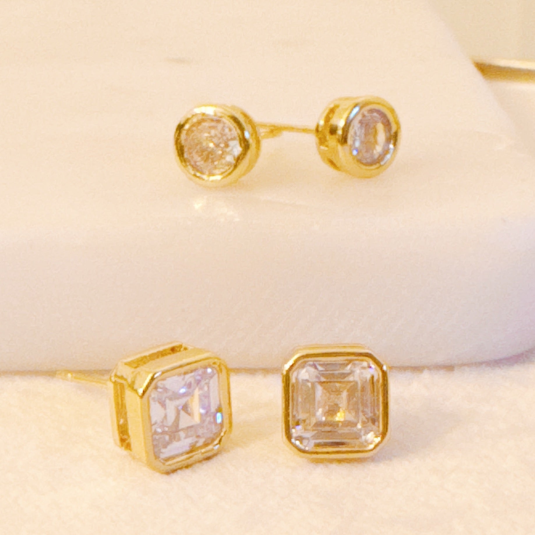 Bella Bezel Stud Earrings Set – Gold Bezel Stud Earrings for Women | Minimalist Everyday Jewelry Lysandra Luxe