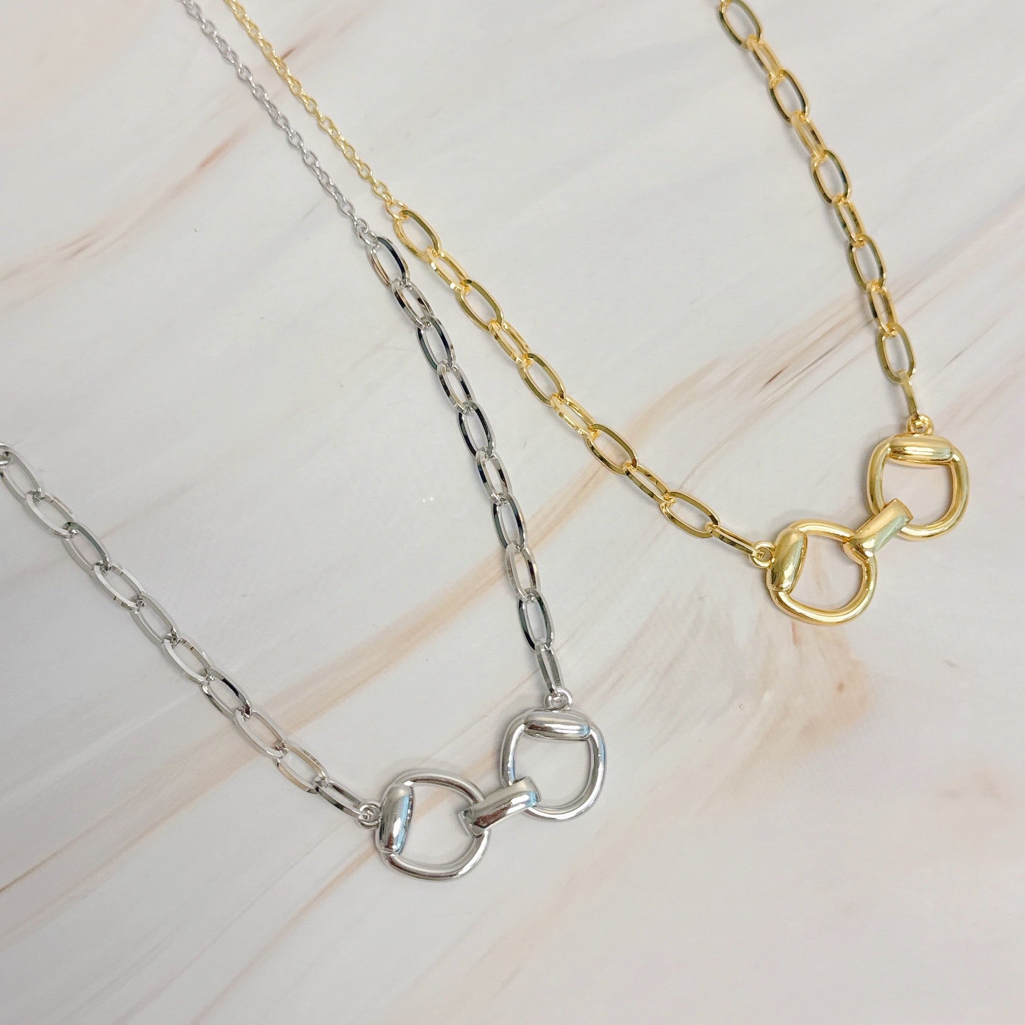 Equestrian Buckle Pendant Necklace – Designer-Inspired Gold Chain Lysandra Luxe