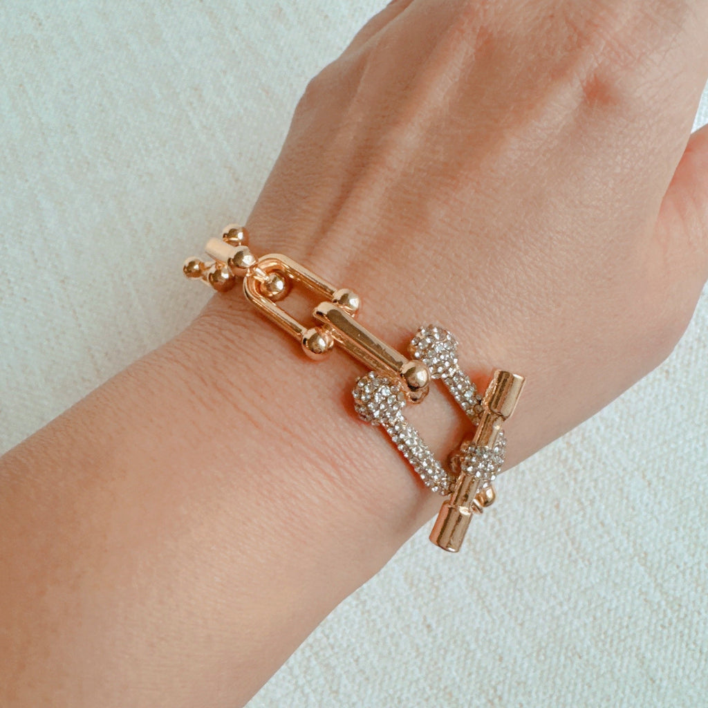 Pavé Toggle U Chain Link Bracelet – Modern Statement Bracelet with Sparkling Accents Lysandra Luxe